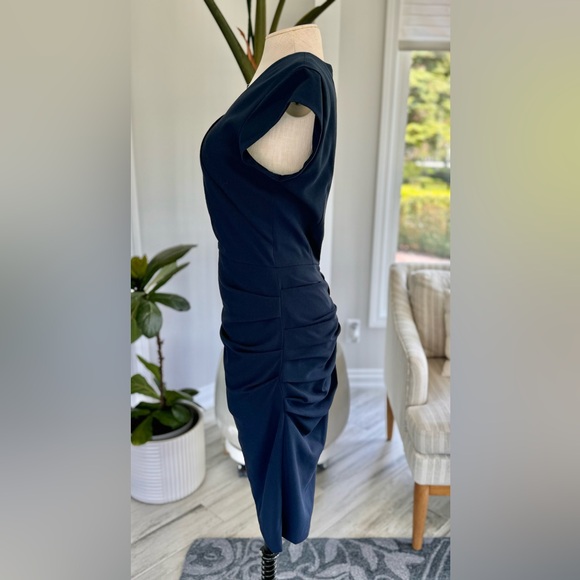 BCBG Max Azria Women's Joana Cap Sleeve Navy Dress - size 4 - Picture 3 of 9